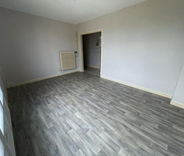 Location Appartement 4 pièces 63m² DESCARTES 37160 - Photo 6