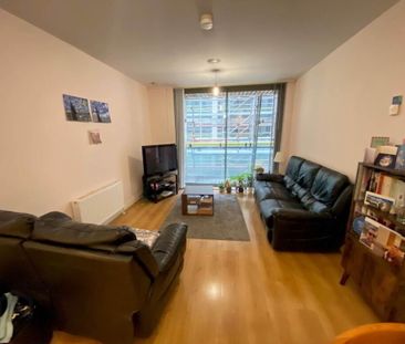 Apt 8 09 The Arc, Queens Road, Belfast, BT3 9FG - Photo 3