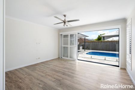 Immaculate Family Home with Pool & Solar!! - Photo 3