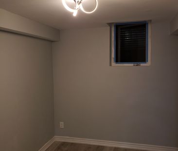 For Lease - 24 Weston Crescent, Ajax, Ontario - Photo 2