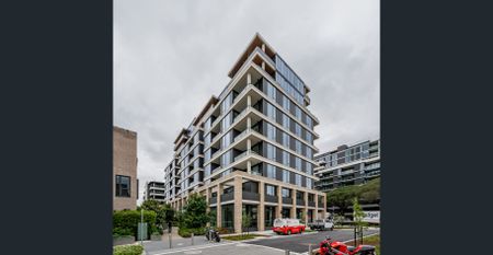 Brand new, facing Queens Park! - Photo 2