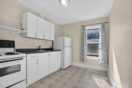 For Lease - 476 DONEGAL Street Unit# 2ND FLOOR, Peterborough, Ontario - Photo 3