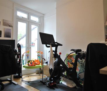 3 bedroom terraced house to rent - Photo 2