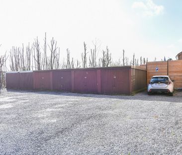Ruim INSTAPKLAAR appartement te Oeselgem met 2 slaapkamers en GARAGE. - Foto 5
