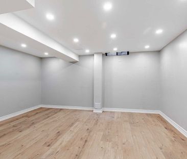 For Lease - 39 Wayford Crescent, Toronto, Ontario - Photo 4