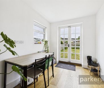 4 bedroom terraced house to rent - Photo 4