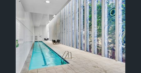 Furnished One Bedroom Apartment In Charlotte Towers - Photo 2