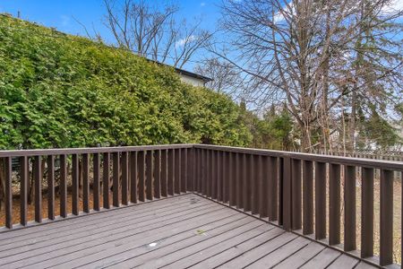 For Lease - 561 Wingrove Crescent, Oakville, Ontario - Photo 5