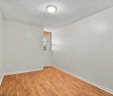 For Lease - 1300 Marlborough Court Unit# 322, Oakville, Ontario - Photo 6