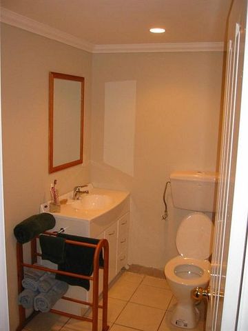 Character 3Br in great location - Photo 5