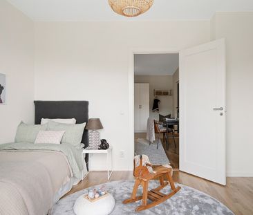 Jaktfalksgatan, Stockholm - Photo 3