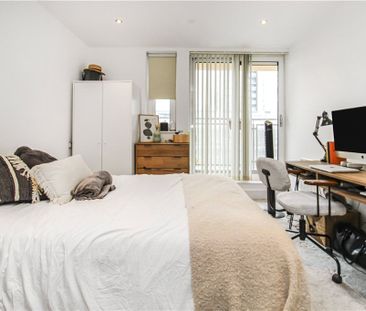 Hardwicks Square, London, SW18 4NB - Photo 6