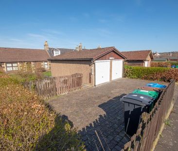 2 bedroom semi-detached house to rent - Photo 4