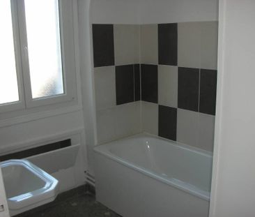 Location Appartement 2 pièces 42m² - Photo 2