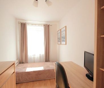 Warszawa, Praga Południe, Omulewska - Photo 2