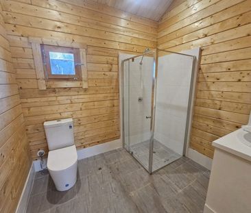 Excellent Location - Photo 4