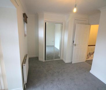 3 bedroom terraced house to rent - Photo 6