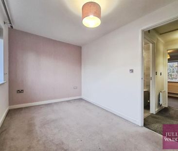 2 bedroom semi-detached house to rent - Photo 6