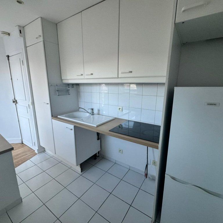 APPARTEMENT T2 A LOUER - PARIS 1ER ARRONDISSEMENT Saint-Germain l'Auxerrois 1 - 32.49 m - 1 394,62 € - Photo 1