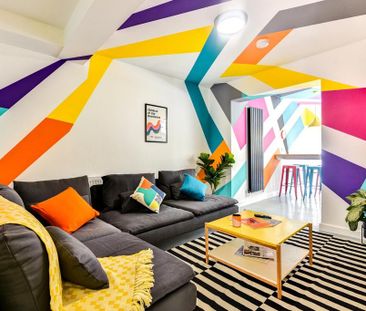 6 bedroom house to rent - Photo 1