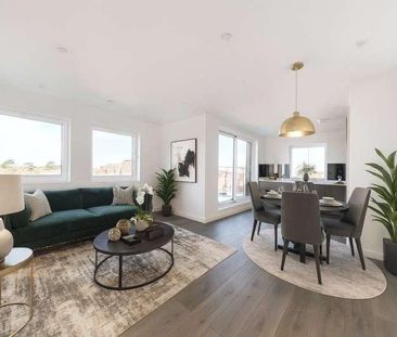 West Byfleet, Surrey, KT14 - Photo 1