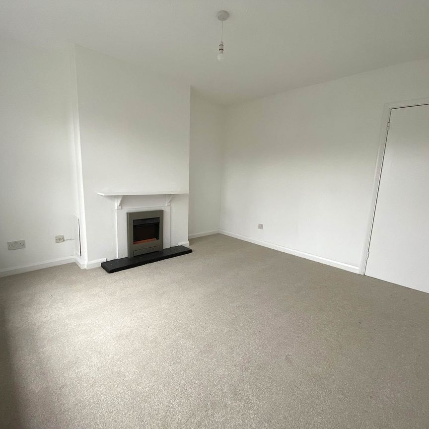 The Street, Adisham - Photo 1