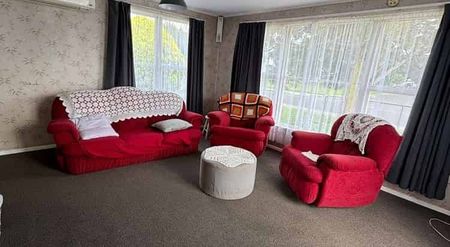 12 Calvert Street, Papakura - Photo 2