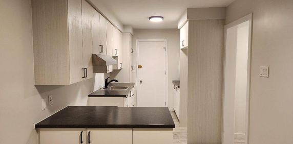 4 1/2 Vieux Longueuil à 2 pas de Saint-Charles - Photo 2