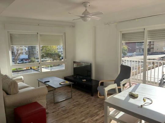 Alquiler de piso en Avenida de Andalucía, 121 - Photo 1