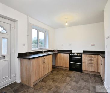 3 bedroom semi-detached house to rent - Photo 4