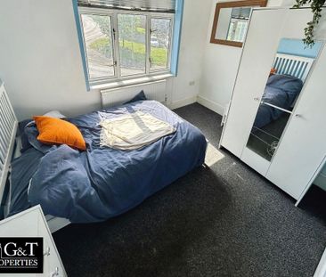 House share to rent - Photo 1