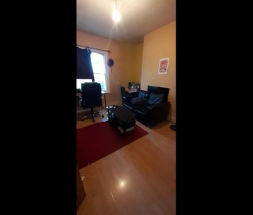 Bedsit, Trafalgar Avenue, SE15 - Photo 2