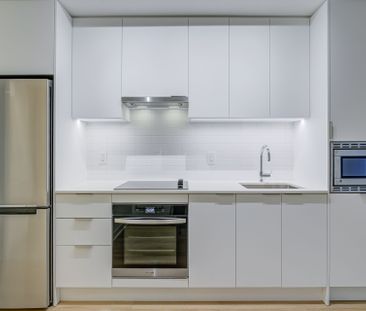 For Lease - 3071 Trafalgar Road Unit# 502, Oakville, Ontario - Photo 2