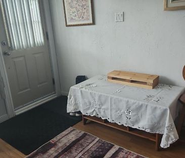 Belle chambre tout inclus à louer dans une maison à Laval - Photo 2