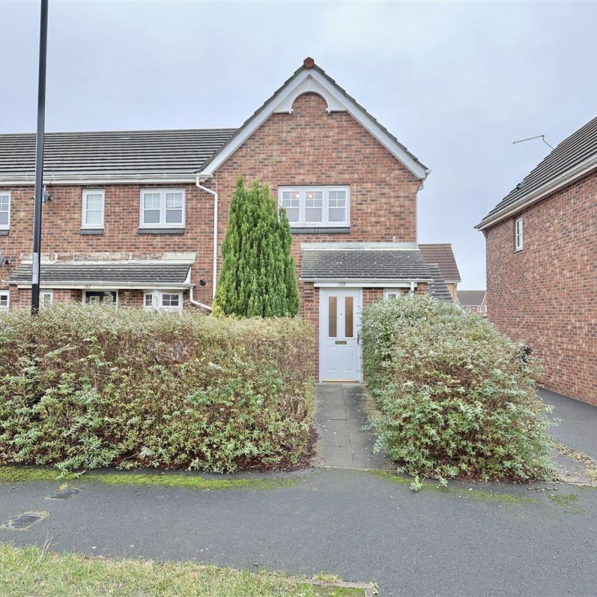 2 bedroom End of terrace house to rent in Chesters Avenue, Longbenton, Newcastle Upon Tyne, NE12 - Photo 1