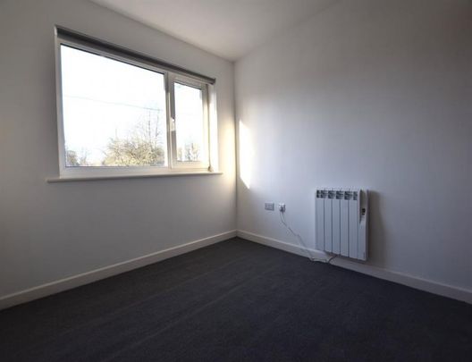 2 Bedroom Apartment To Let - Photo 1