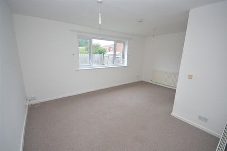 2 BED Detached bungalow To rent - Photo 4