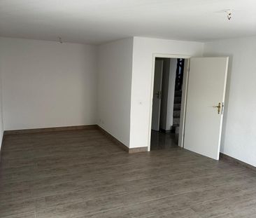 Appartement de 3,5 pièces triplex au Rez-de-chaussée - Foto 3