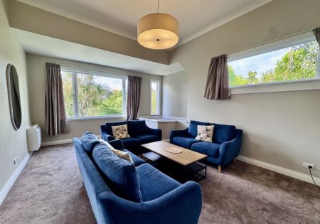 Tranquil Retreat on the Edge of the City - Photo 2