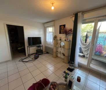 Location Appartement 2 pièces 35m² ONET LE CHATEAU 12850 - Photo 1