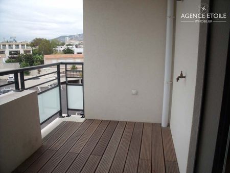 Appartement 2 pièces 43m2 MARSEILLE 8EME 1 072 euros - Photo 4