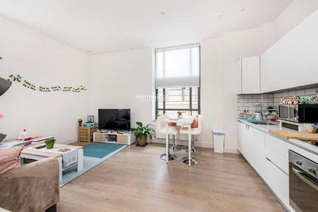 Cambridge House, Mayes Road, Wood Green, N22 - Photo 4