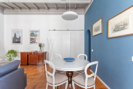 Via della Mola Dei Fiorentini, Rome, Lazio 00186 - Photo 4