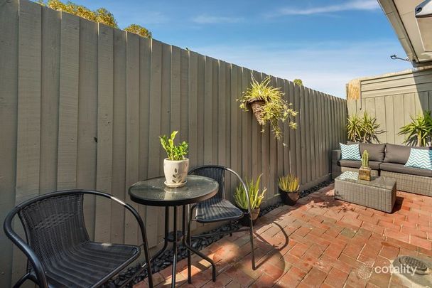 Nestled in a quiet, leafy enclave within an exclusive block of just six. - Photo 1