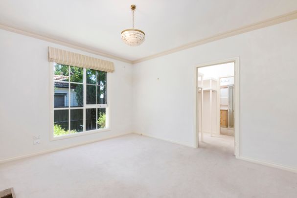 1/39 Allambee Avenue, Camberwell VIC 3124 - Apartment For Rent | Domain - Photo 1