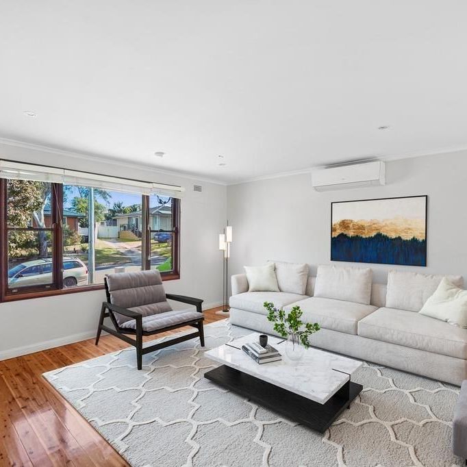 Family Home in Prime Location - Photo 1