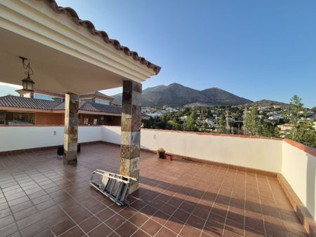 941393 - Atico - Penthouse for rent El Higuerón, Fuengirola, Málaga, Spain - Photo 4