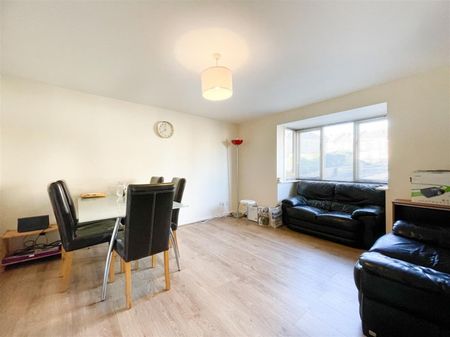 Flat 2C, Springhill Court, Crookesmoor, Sheffield - Photo 2