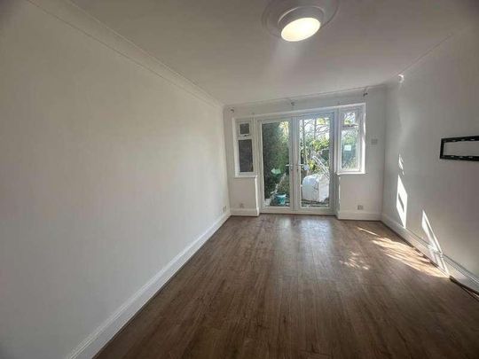 Batchwood Green, St Paul's Cray, Orpington, BR5 - Photo 1