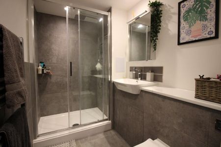 1 bedroom apartment to rent - Photo 2